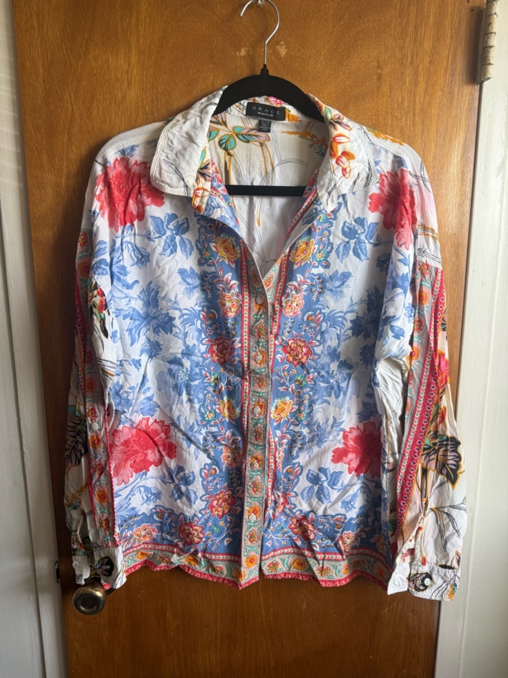 Grace Floral Button-Down Shirt in White, Blue, Red